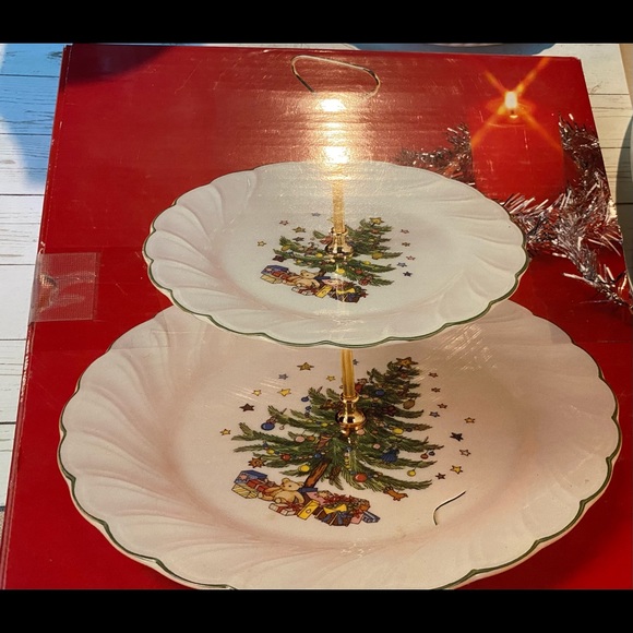 Vintage Nikko "Holiday Greetings" two tiered serving tray made in Japan - Picture 1 of 4